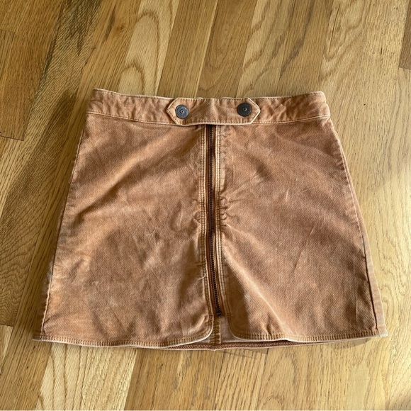 Zara Girls Casual Collection Mini Skirt Size 9 EUC - Picture 1 of 7